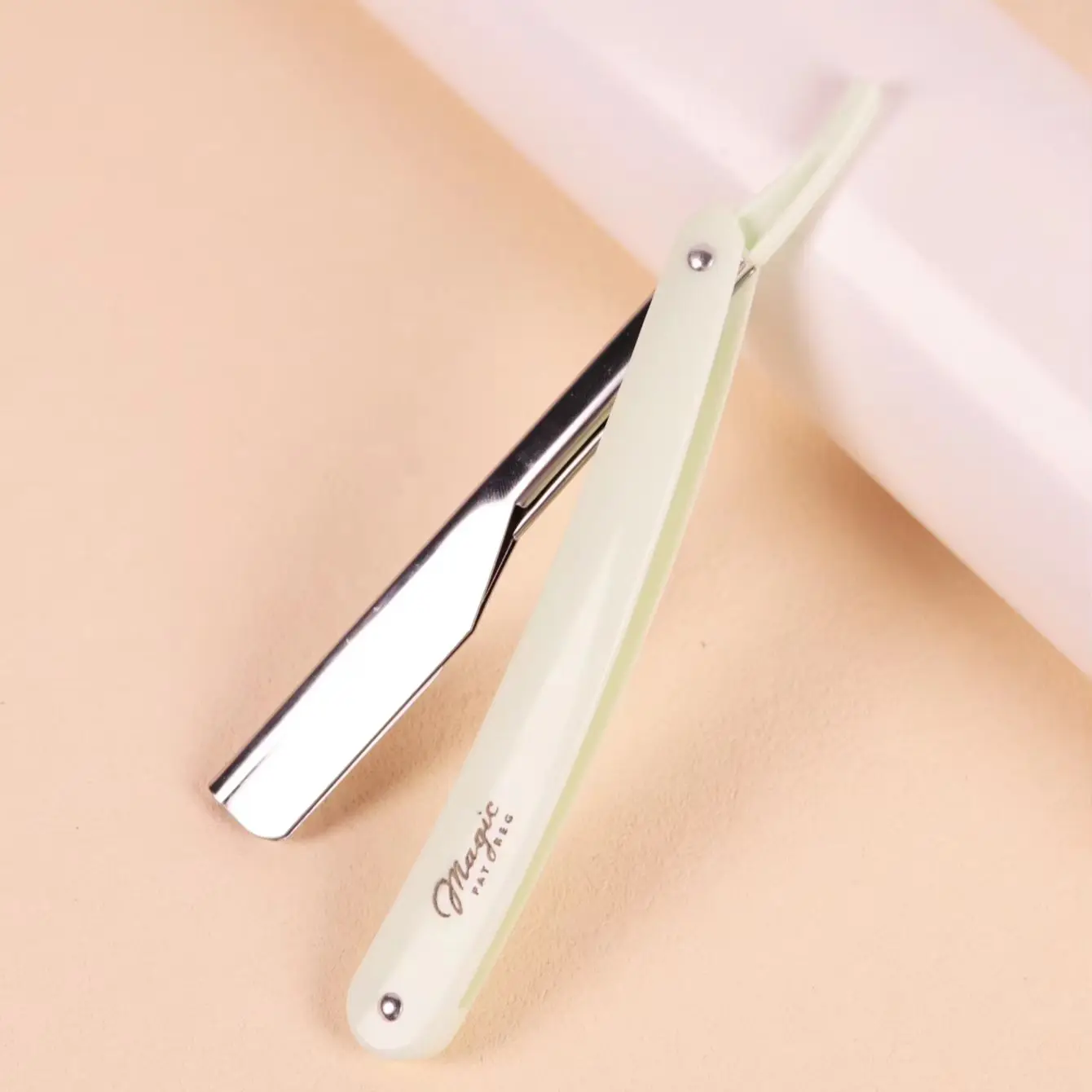 Hair styling tool - hair shaver, hair comb with shaver, double-sided styling brush, styling tools, special for real hair wigs