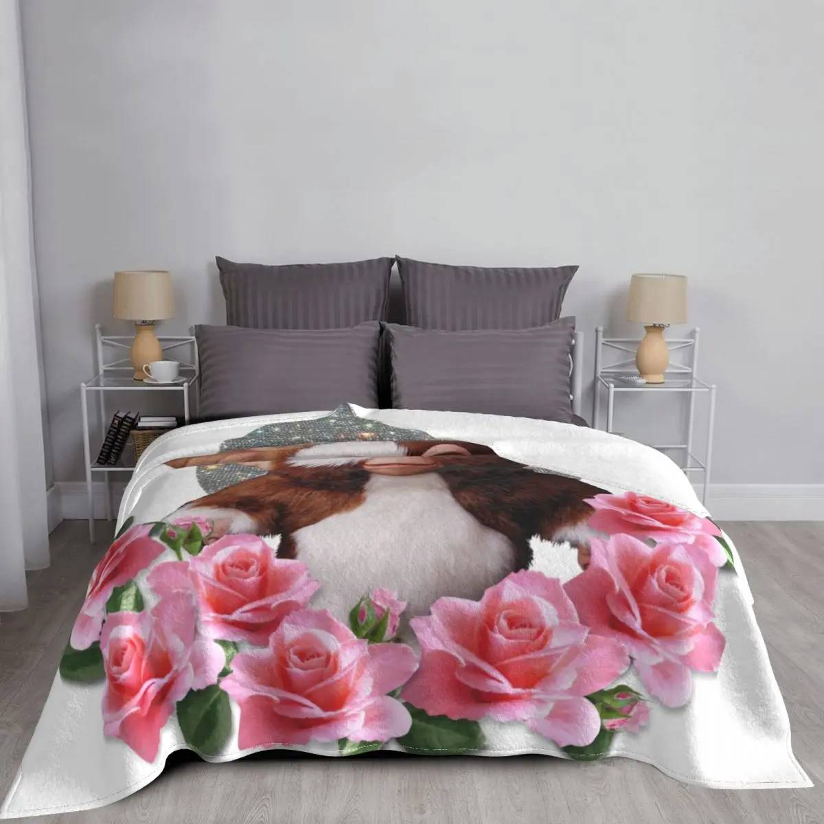 Mogwai-Gremlins �� ���, �ε巯�� �ø��� �� ������ �ö��� ����� ���� ��� ���� ���� ħ�� �̺�