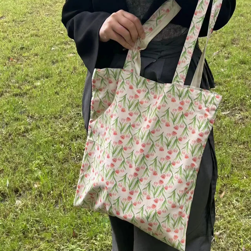Canvas Shoulder Bag Flower Printing Large Capacity Handbag Casual Fashion Retro Tote Bag for Women Daily Commuter Shopping Bag