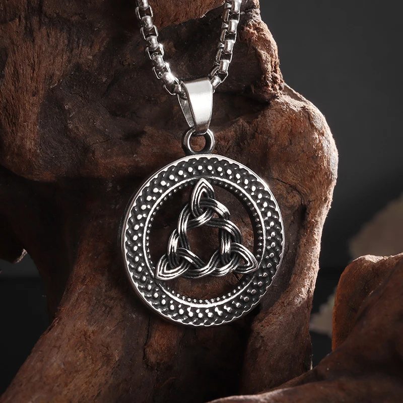 

European and American Fashion Viking Trinity Celtic Knot Necklace Men's Cyclist Amulet Retro Nordic Jewelry Gift