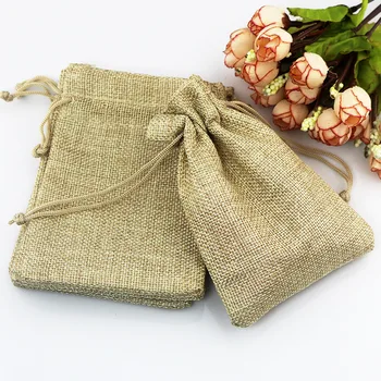 Hot 50 Pcs/Lot 7*9cm Khaki Color Natural Burlap Linen Jewelry Travel Storage Pouch Mini Candy Jute Packing Bags for Gift Bag