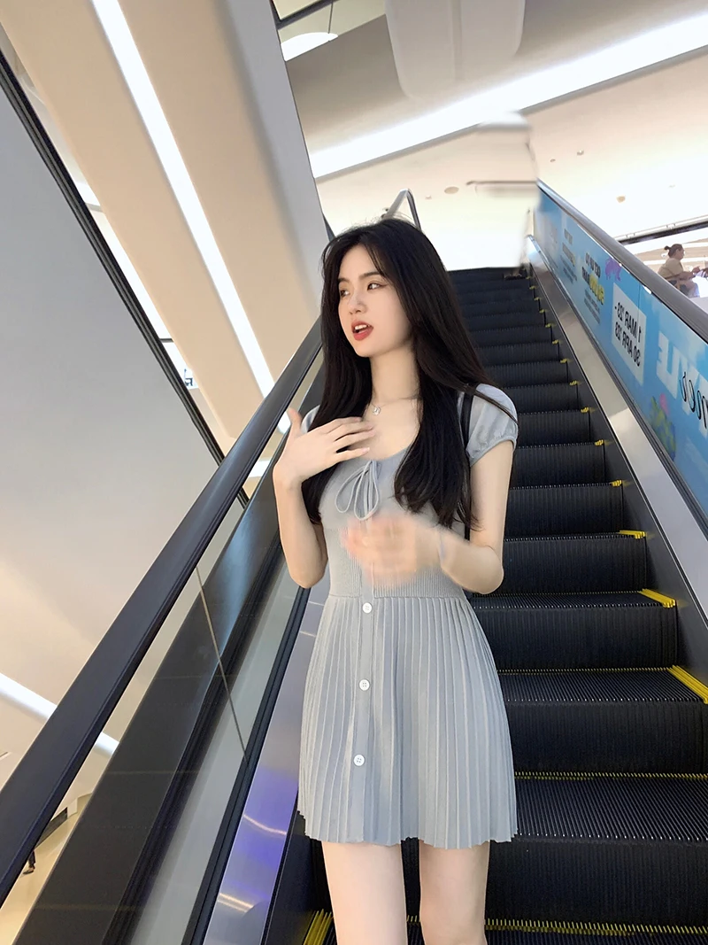 Sexy Knitted Dresses for Women V-neck A-Line Pleated Mini Dress Korean Fashion Solid Autumn Knitting One Piece Vestido Mujer New