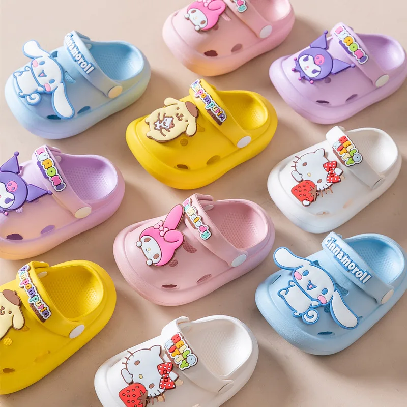 

Kuromi Slippers Kawai Cartoon Shoe Summer Soft Sole Anti Slip Parent-child Cinnamoroll Slippers for Outdoor Wear Home Slippers
