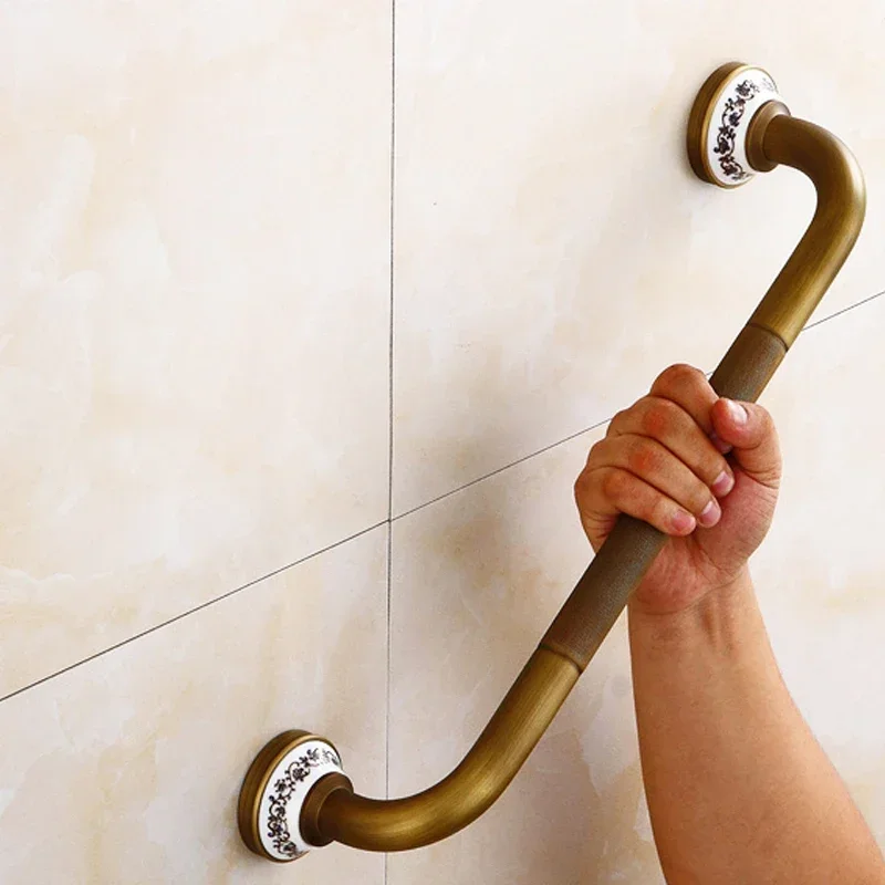 Slide image ddf7b275fead413bb84d6e7a5467aaef