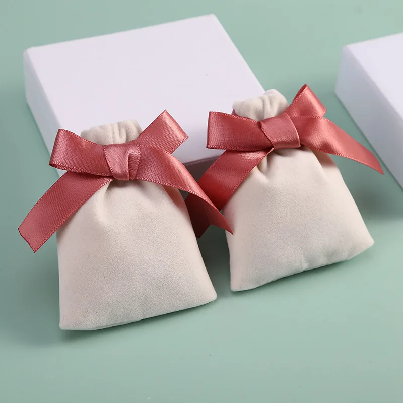 

Flannel Bags 4 Colors For Selection Fit For Wedding Gift Candy Small Pouch Eyelashes Makeup Drawstring Sachet