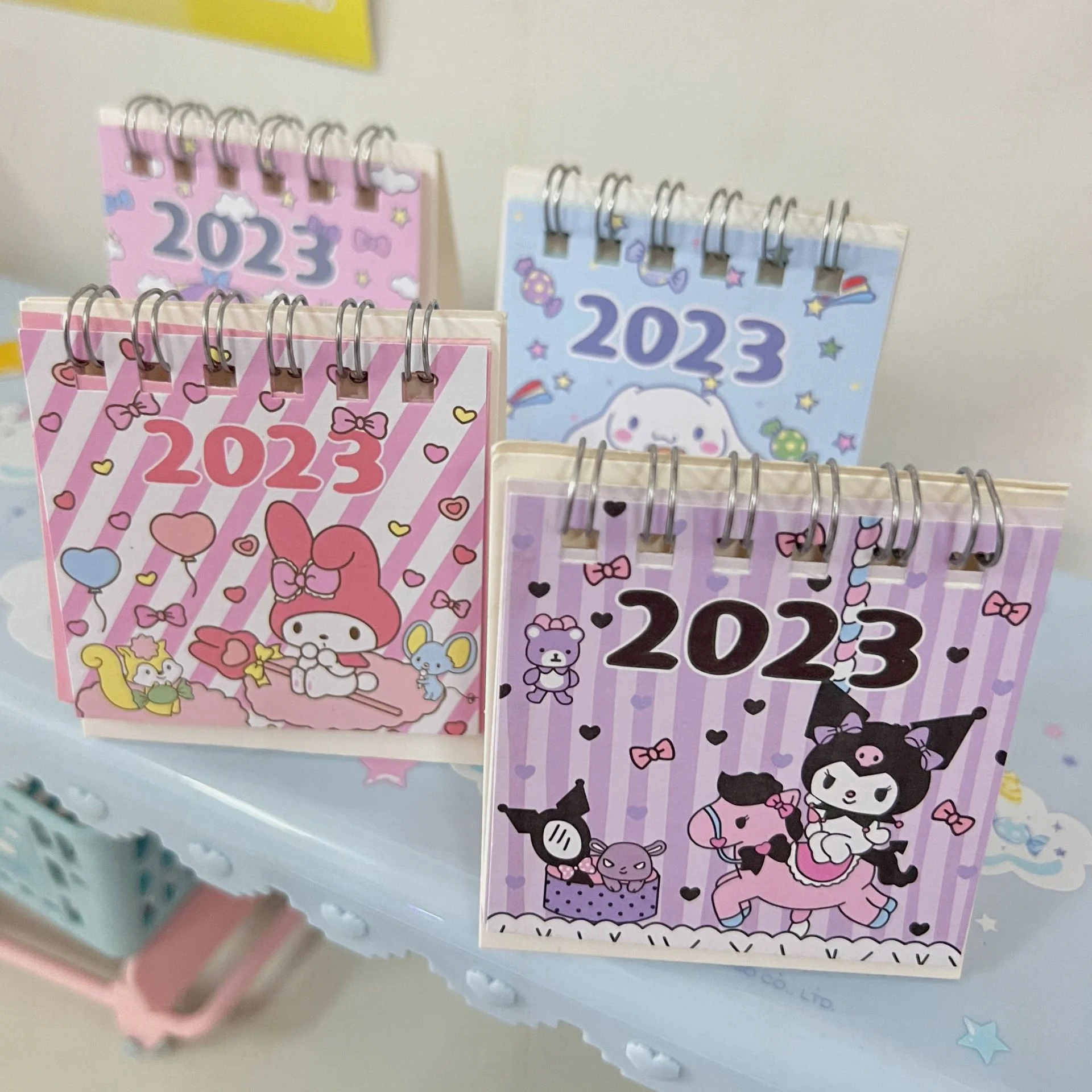 

Kawaii samrio 2023 mini desk calendar ornaments cute mymelody Kuromi girl heart cartoon New Year calendar gifts