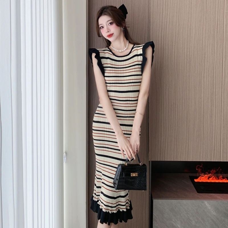 

2023 Summer Dress New French Temperament Advanced Sense Appear Thin Stripe Contrasting Colors Fashion Sleeveless free shipping