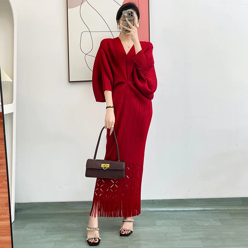 

Miyake Pleated Dress Women Tassel Hollow Out Batwing Sleeve 2023 New Summer Maxi Long Vestidos Design Female Casual Robe Q228