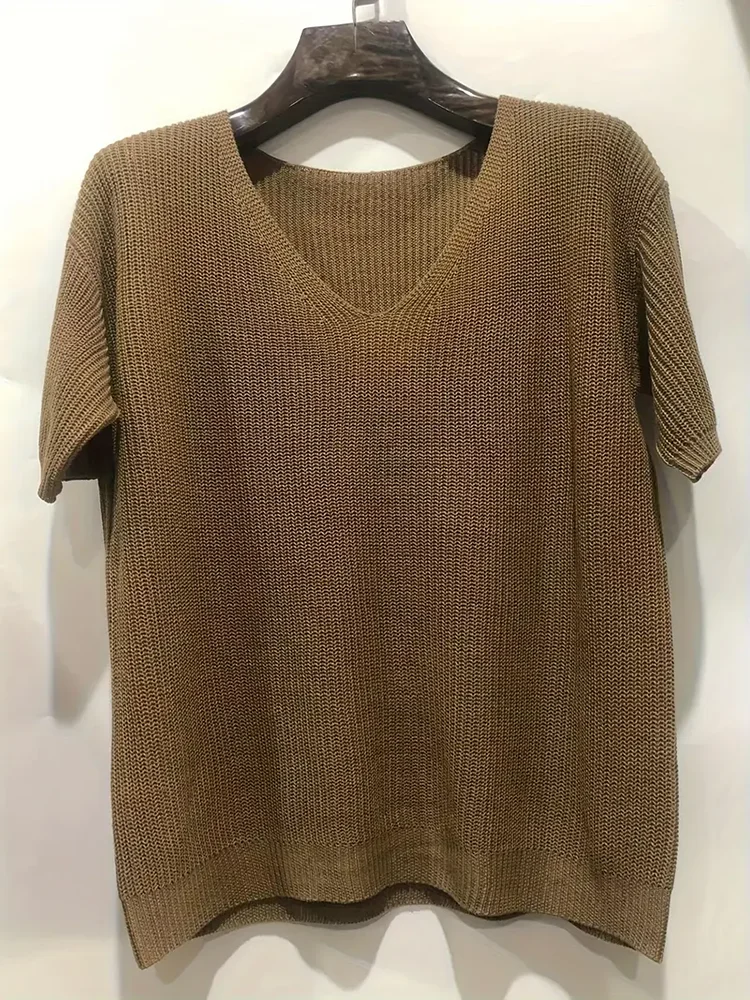 Description Picture 3 of itemV-Neck Daily Style Knit Pullovers, Men Spring Summer Short Sleeve Fashion Loungewear Tops, Solid Patchwork Simple Male Sweaters