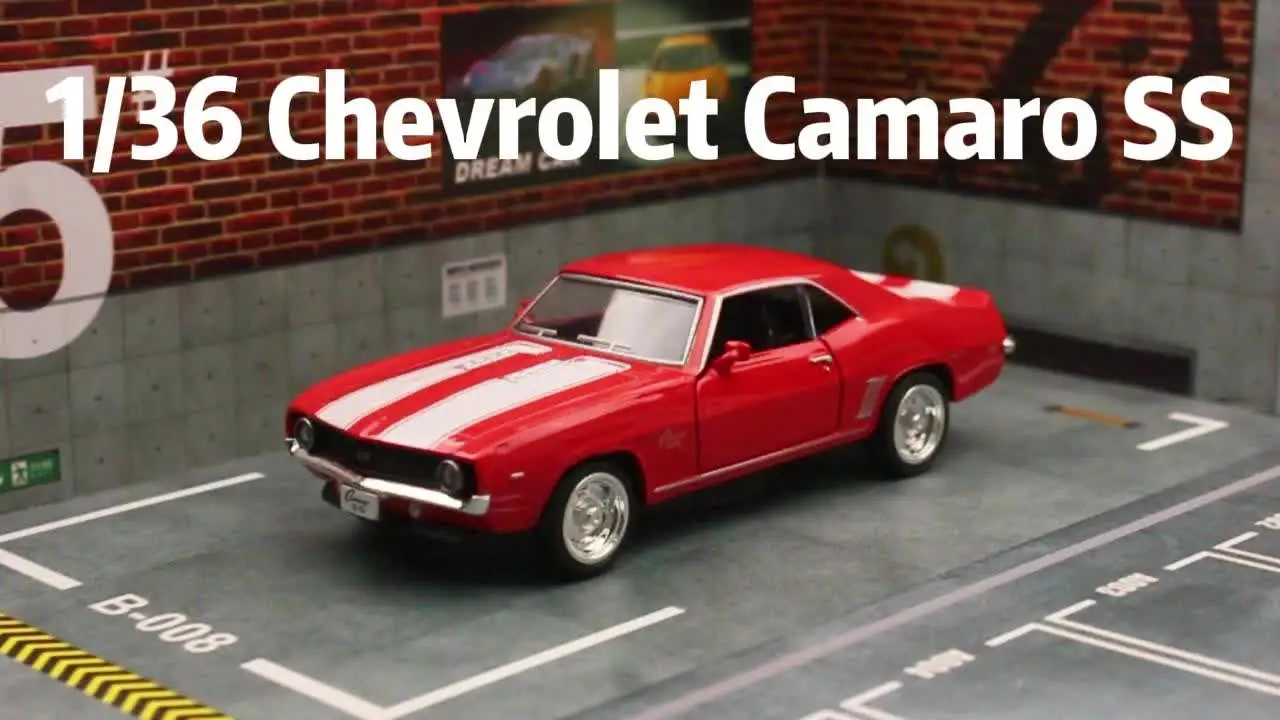 1/36 シボレーカマロ SS ヴィンテージおもちゃの車のモデル子供のため
