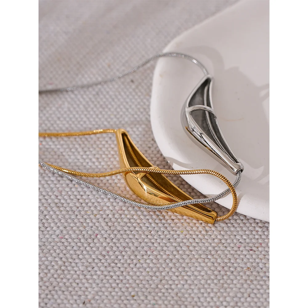 Yhpup Stainless Steel Necklace Waterproof