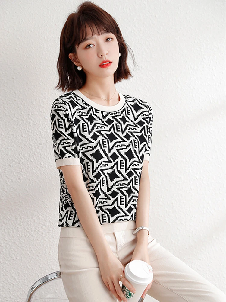 

Women T-shirt Loose Korean Fashion Round Neck Short-sleeved Knitted Star Pullover Commuter Black White Contrast Color Top 2022