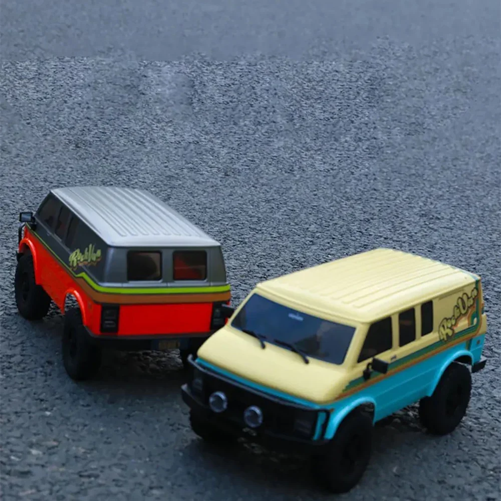 HOBBY PLUS CR18P 4WD 2.4GHz 1/18 RTR Version ROCK VAN RC Remote Control Rock Truck with Lights Linked Turn Signals Electric Toy 4