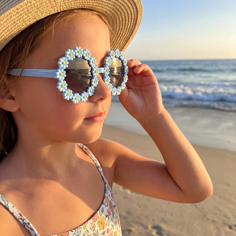 6 Stück Gänseblümchen-Sonnenbrillen für Kinder Geburtstagsparty-Geschenke Jungen Mädchen Geschenk Hawaiianisches Sommer-Party-Brillen-Set Strand-Hochzeitsdekoration – Detail 2