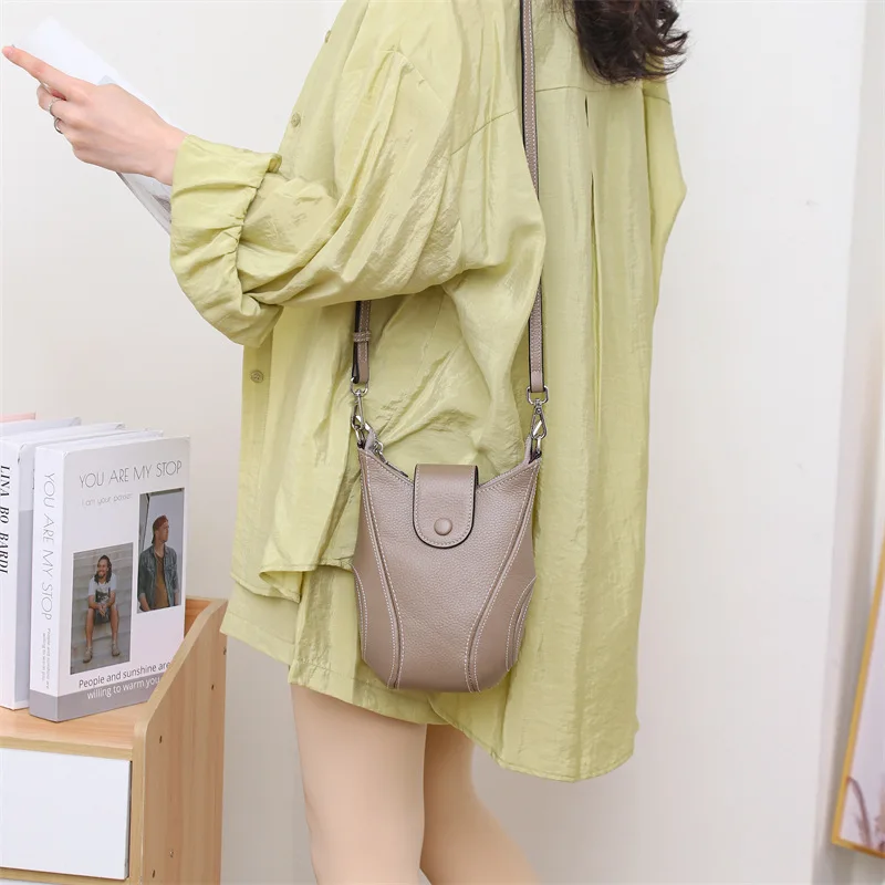 New Fashion Leather Baseball Crossbody Bags Casual Girls Small Shoulder Bag Summer Simple Women Purse