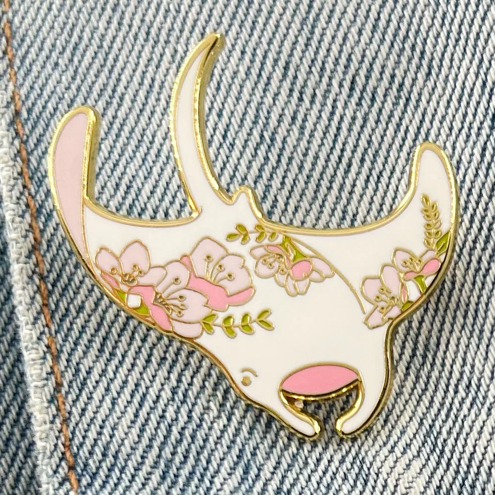 Spilla smaltata Manta Ray floreale rosa Spilla con raggi di fiori carini Amante dell'oceano Spilla da bavero Scuba Divers Amanti degli animali Regalo Raccogliere 2