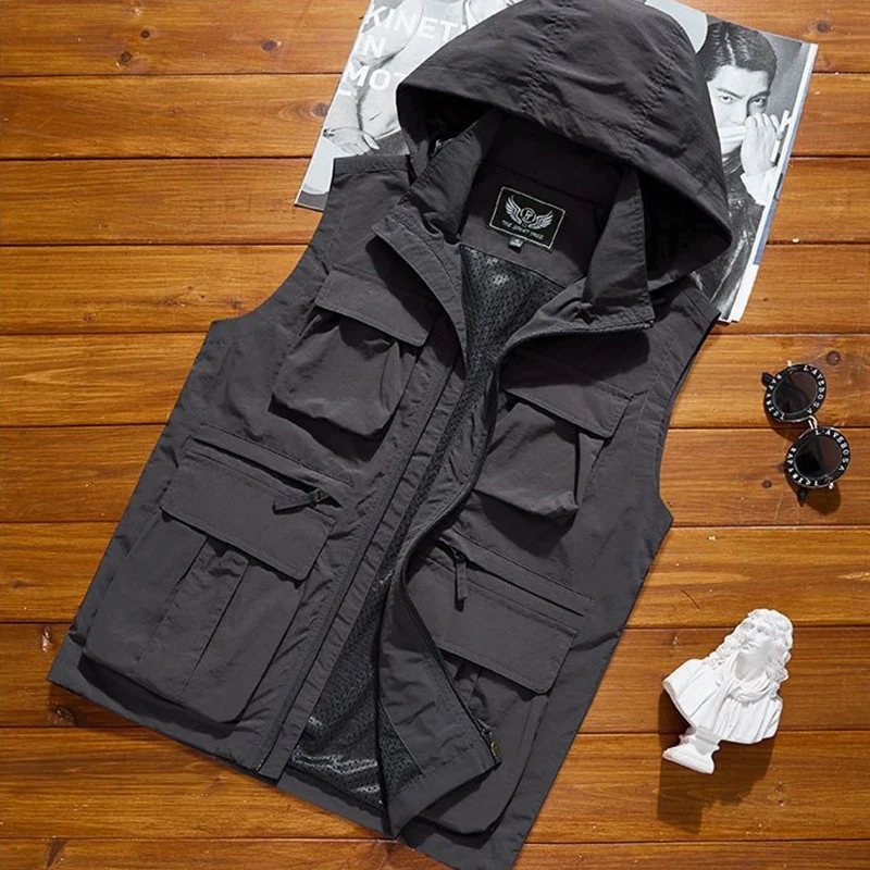 Description Picture 3 of itemSpring Autumn Vest Men's Outdoor Sports Multi-Pocket Workwear Functional Vest Multifunctional Waistcoat Punk Streetwear Chic
