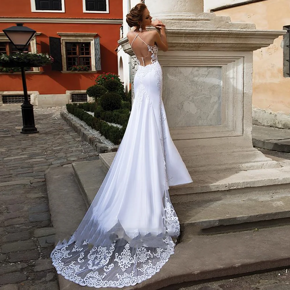Рисунок 2 - Женское свадебное платье с V-образным вырезом
