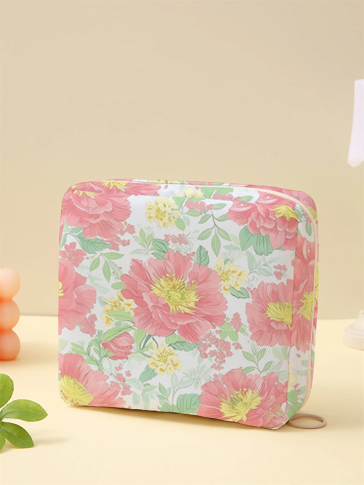 Floral pattern printed sanitary napkin storage bag, women's lightweight tissue bag, sanitary tissue bag
