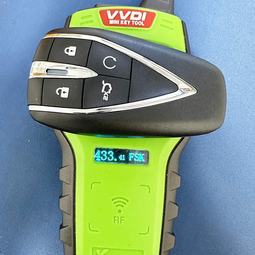 Car Remote Key,Car Key Original 433MHZ Remote Control Key for CHANGAN CS75 CS35 PLUS Intelligent Key 3608030-CD02 CD03 MK02