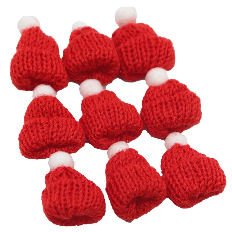 (10 Pcs/pack) 6x4cm Christmas Mini Knitted Hat Yarn Finger Hat Decoration Holiday Party Handmade DIY Baking Accessories Pendant