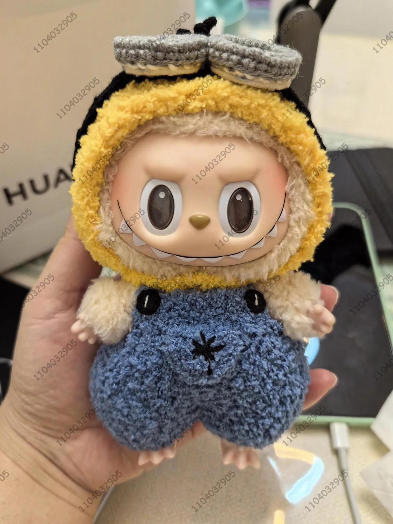 Labubu The Monsters Despicable Me Minion Cartoon Costume Clothes 1:1 Replica Vinyl Doll Action Figure Bag Charm Pendant Gift