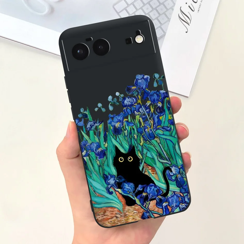 Astronaut-Themed Shockproof Silicone Case - Cute and Durable Cover