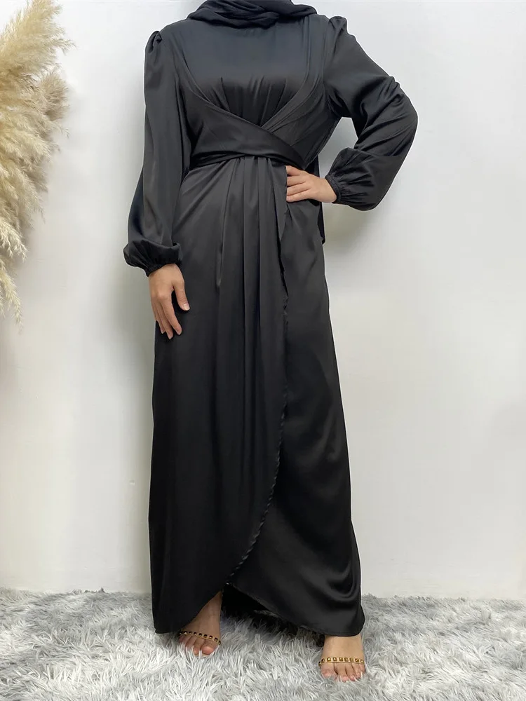 Robe longue en satin & voile à nouer