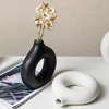 Flat Minimalist Simple Vase Donut Shape Single Flower Pot Home Wedding Decoratio Hollow Ornaments Circle Flower Arrangement Vase 4