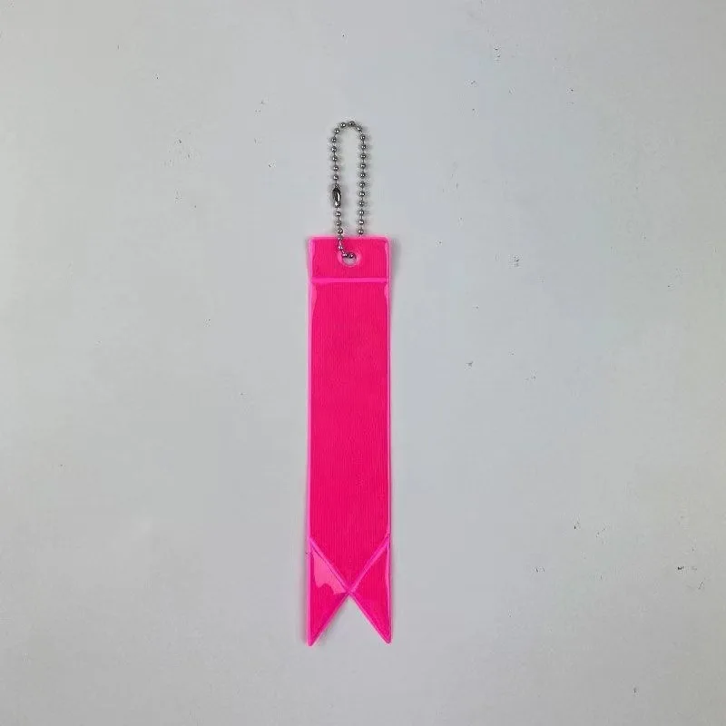 5pcs/bag Reflective Glow Pendant for Kids PVC Fluorescent Ribbon Pendant Keychain Warning Safety In Night for Student Adult