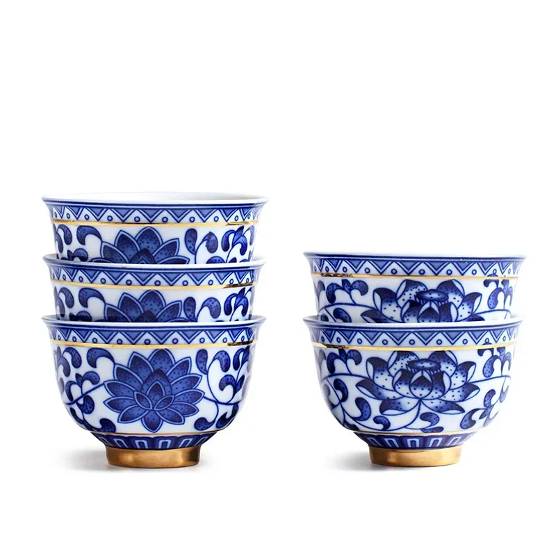 Blue and white porcelain tea cup retro master cup small tea bowl ceramic kung fu set Phnom Penh bowl single 1pc