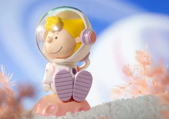 thumbnail image 1 of Snoopy Space Series Figure Toys Kawaii Anime Action Figure Caixa Caja Surprise Cute Model Toys Dolls Girls Trend Gift, 1 of 5