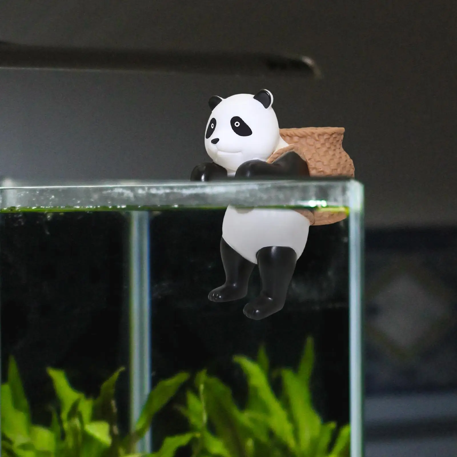 

Hanging Animal Statue Panda Planter Hanging Pendant Aquarium Tank Pendant for Lawn Fence Aquarium Lovers Patio Flowerpot