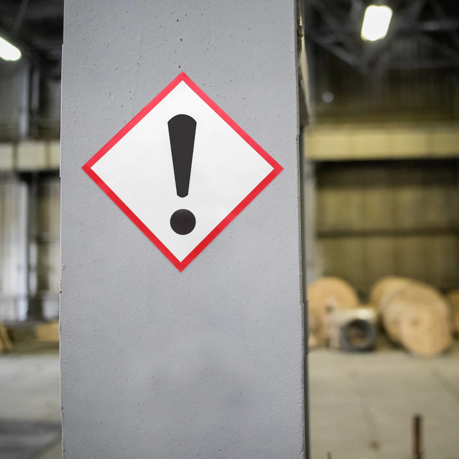 Рисунок 2 - Защитные знаки, этикетки