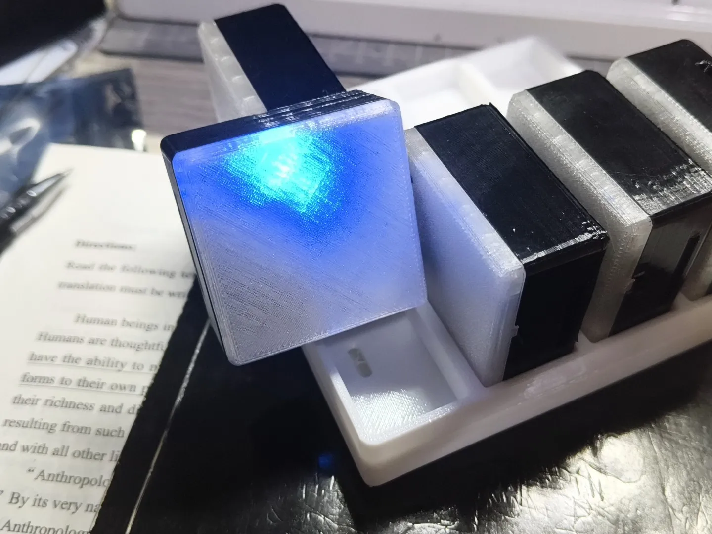 SlimeVR Full Body Tracking Kit - 6 Trackers with Charging Dock