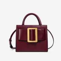 Sac à bandoulière tendance de haute qualité pour femmes, sac à main décoratif avec boucle de ceinture Unique, carré polyvalent pour les déplacements, nouvelle collection 2025 1