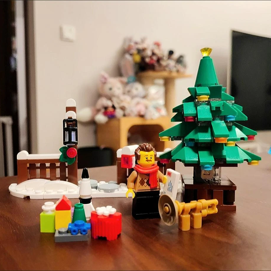   2018 Annual Santa 限定版 Lego Holiday Santa's Front Yard 40484 Limited Edition