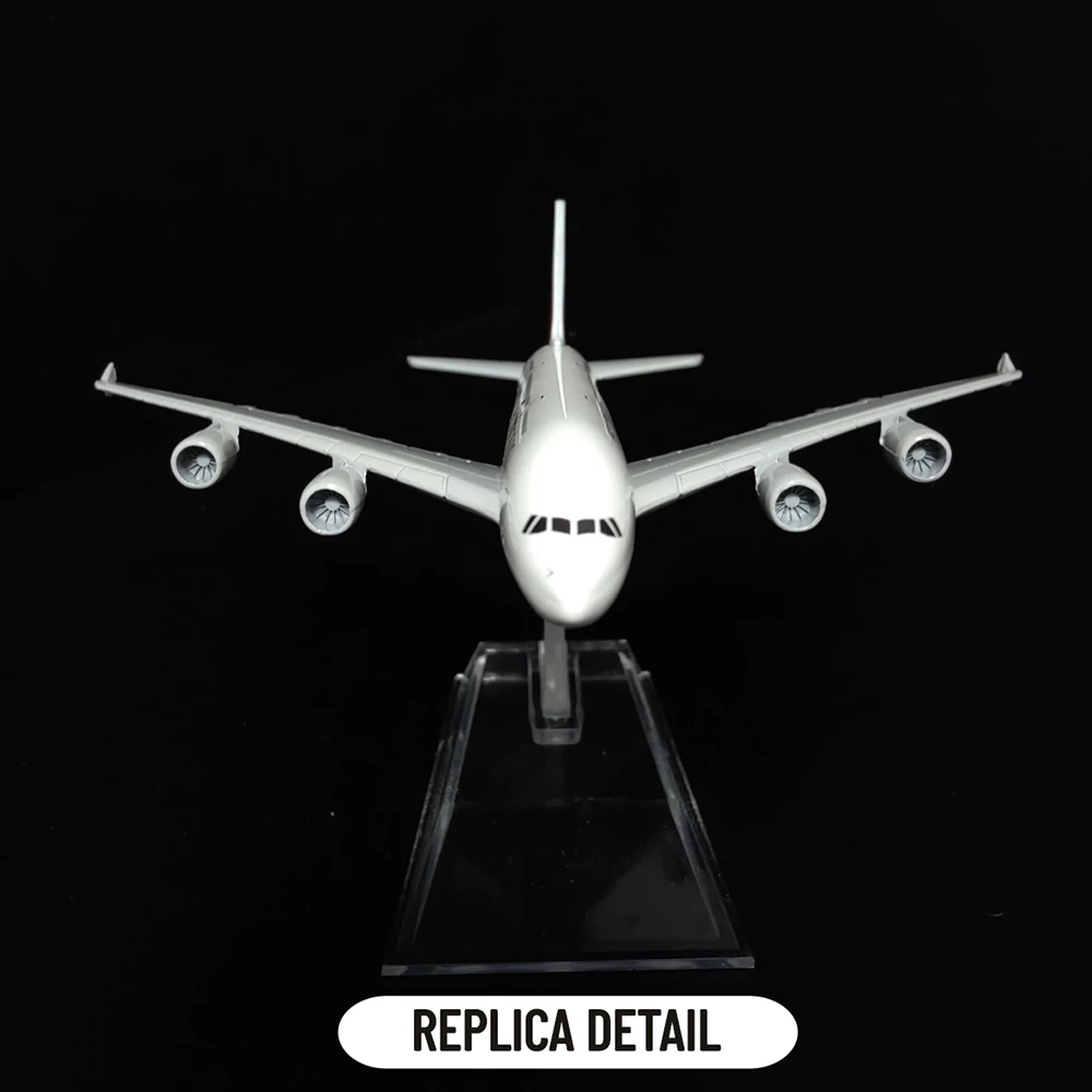 Metal Aircraft Model 1:400 Scale Emirates Airlines A380 B777 Airplane Diecast Model Aviation Plane Collectible Toys for Boys