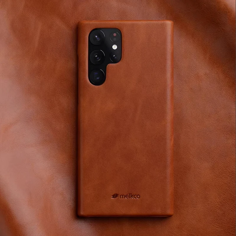 Premium Cowhide Leather Phone Case - Luxurious Back Cover for Business Professionals