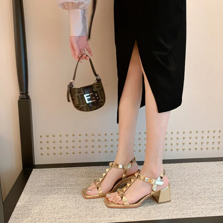 juri11111 さん専用 MOHIGOLD BUCKLE SANDAL High Heel Sandals Gu Designer Women's Leather Middle