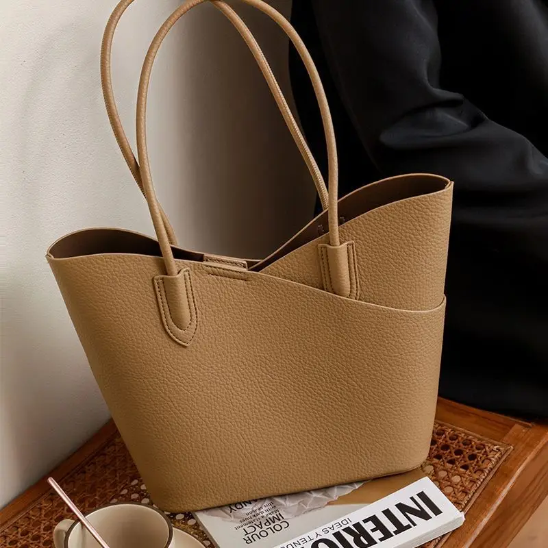 

Новинка 2023, осенняя модная универсальная большая женская сумка на одно плечо, вместительная