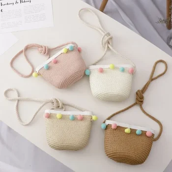 Daisy Charm Straw Mini Shoulder Bag 1