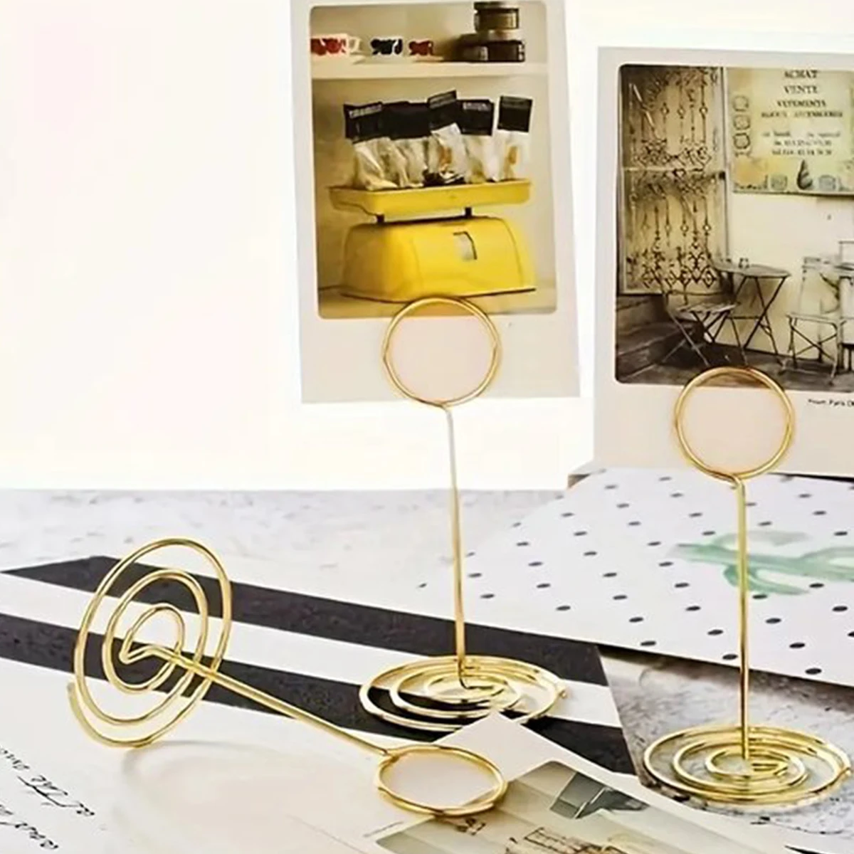 Mini Metallic Paper Clamp Gold Desktop Decoration Round Shape Photos Clips Place Card Clamps Stand Table Numbers Holder 20Pcs