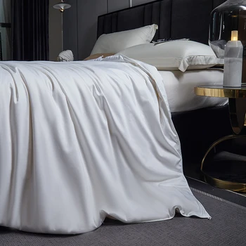 Couette d'été en soie haut de gamme, remplissage de soie longue en fibre de soie, frais en été, King Size, Style uni, personnalisable 1