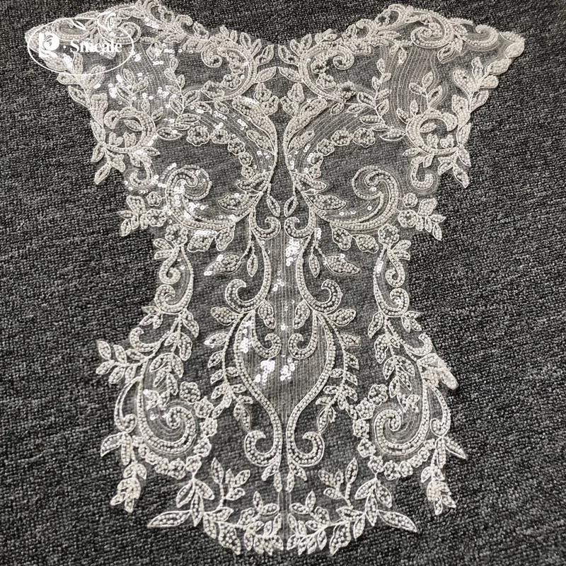 Elfenbeinweiße Stickerei-Perlen-Pailletten-Applikationen, Hochzeits- und Abendkleid, Blumen-Accessoires, RS2897, 49 cm * 52 cm