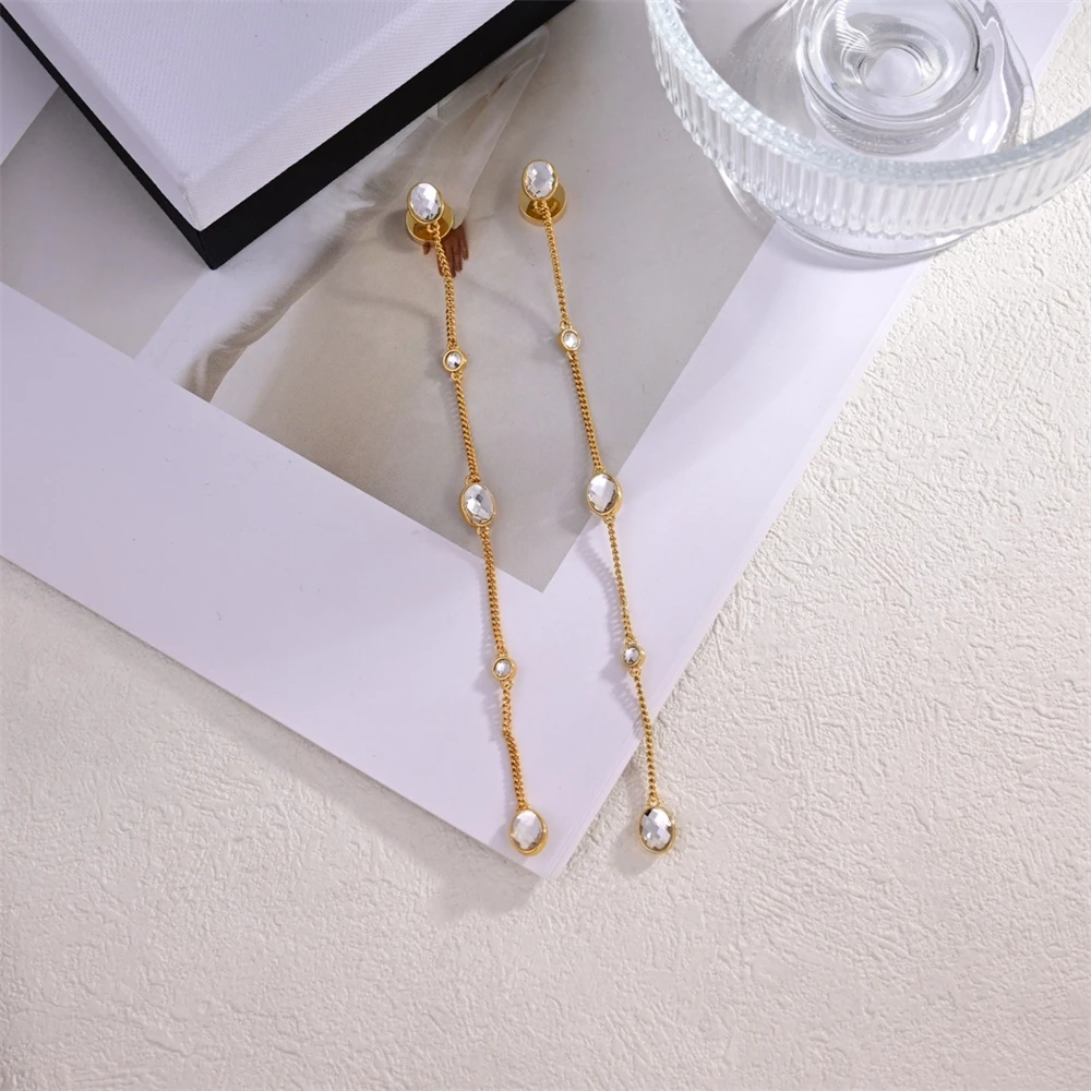 

Женские серьги-кисточки овальной формы с кристаллами циркона, 2024