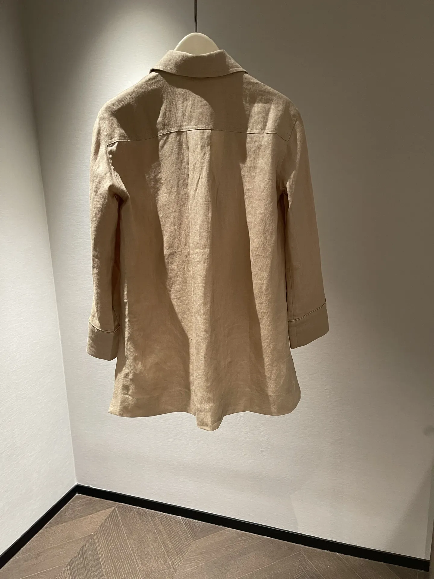 Рисунок 2 - Рубашка из льна, высокого качества,