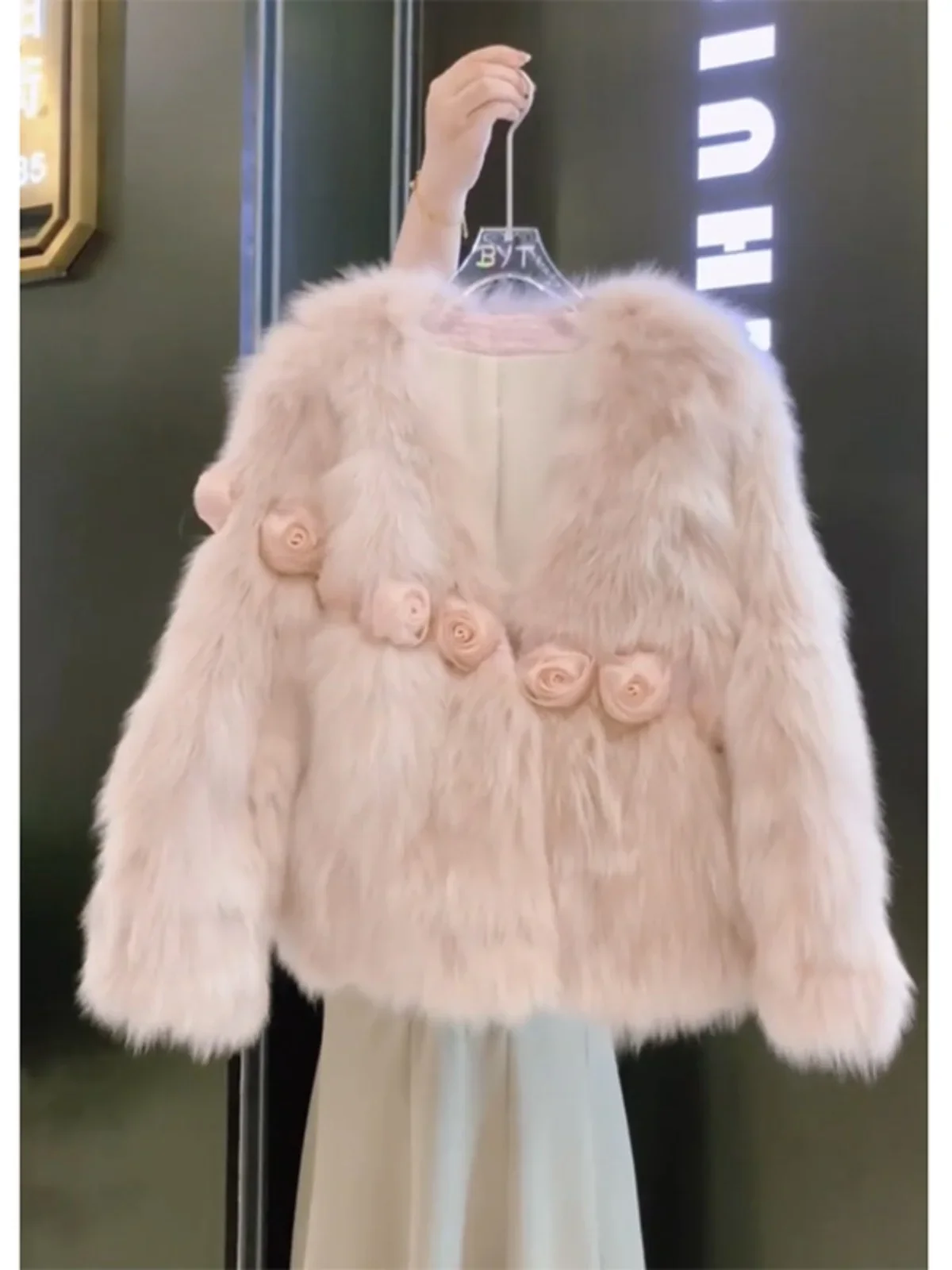 Advanced Pink Flower Imitation Fox Fur Coat Woman 2023 New Autumn and Winter Gentle Warm Long Sleeve Faux Fur Cardigan Female