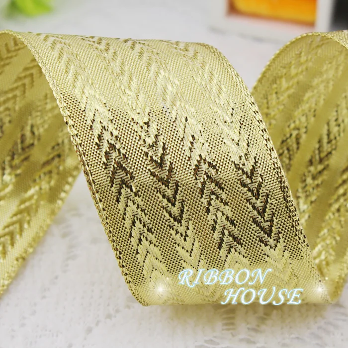 Description Picture 3 of item(5 Yards/roll)4 cm Wide Gold Embossed Ribbon Gift Flower Package Festival Party Wedding Decoration Handicraft Production DIY
