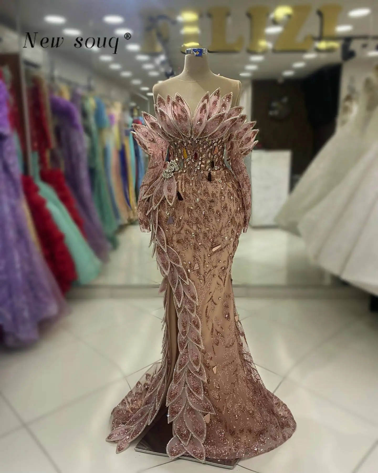 Vestidos sirena de un solo hombro con abertura Lavanda